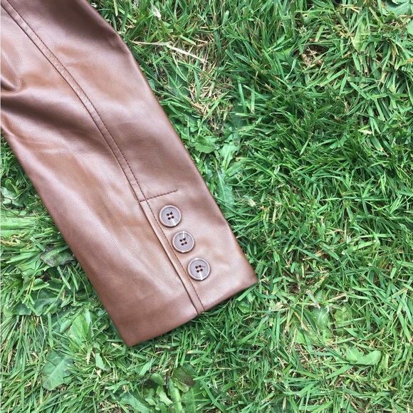 With The Girls By Avec Les Filles Brown Faux Leather Vegan Trench Coat Size M - Picture 4 of 8